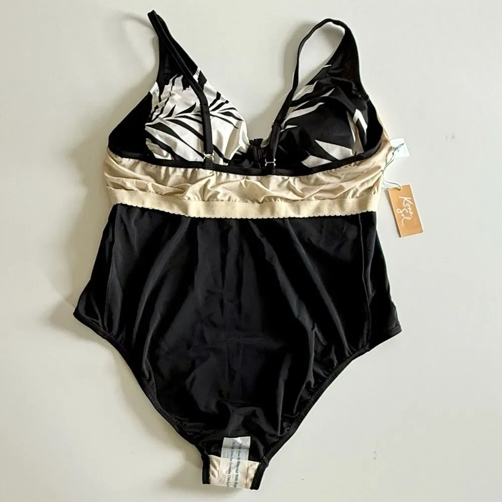 Kona Sol Black & White Keyhole Palm Leaf Swimsuit Womens Plus Size 26W NEW w/tag